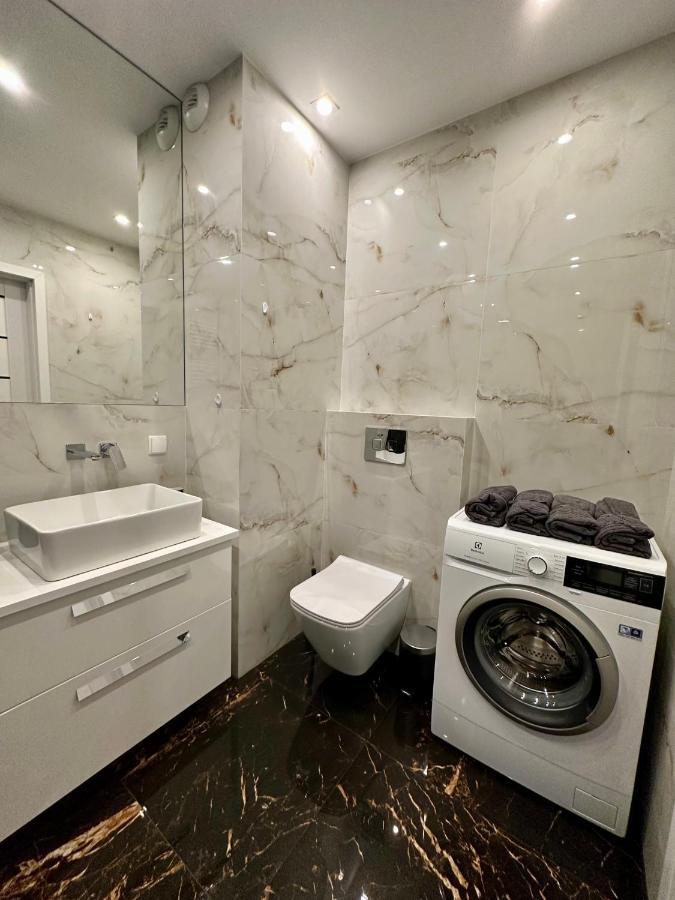 Sdh 4 Radzymin Comfortable Apartment Near Warsaw Exteriör bild