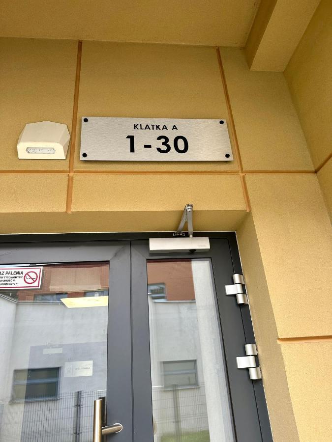 Sdh 4 Radzymin Comfortable Apartment Near Warsaw Exteriör bild